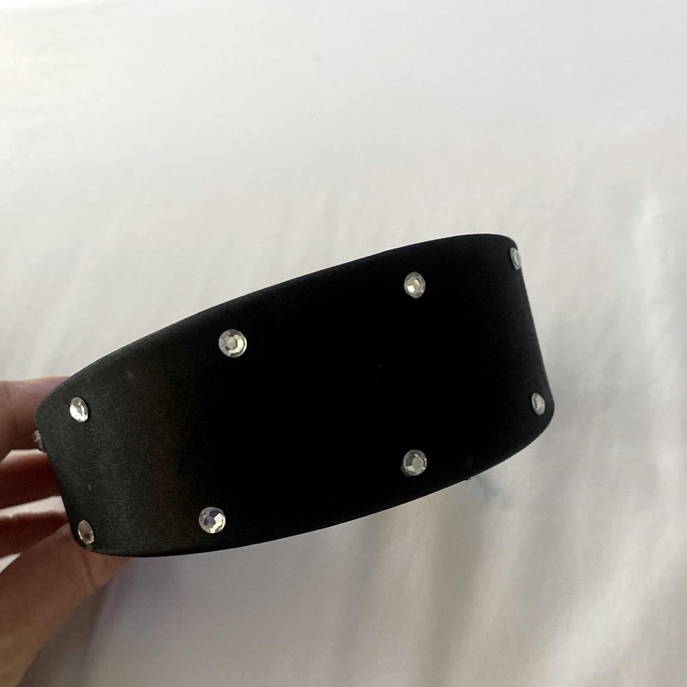 Black rhinestone headband